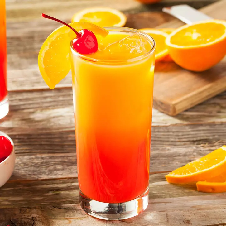 Cocktail con jugo de naranja: Deliciosas combinaciones para disfrutar - Cómo cortar la naranja para cóctel cocktail con jugo de naranja - Cómo cortar la naranja para cóctel