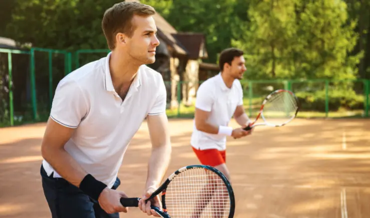 niños jugando tenis - Cómo empezar a jugar al tenis