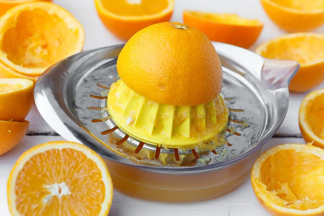 Exprimir jugo de naranja: consejos y trucos para obtener el máximo provecho - Cómo exprimir una naranja con exprimidor manual exprimir jugo de naranja - Cómo exprimir una naranja con exprimidor manual