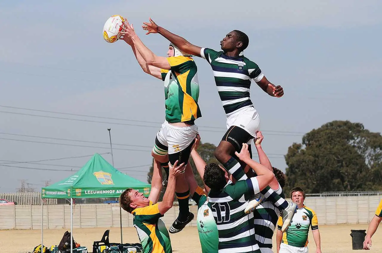 cuanto tiempo se juega en rugby - Cómo funciona un partido de rugby
