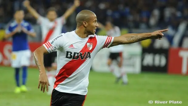 historial de river jugando en brasil - Cómo salió River con los brasileños