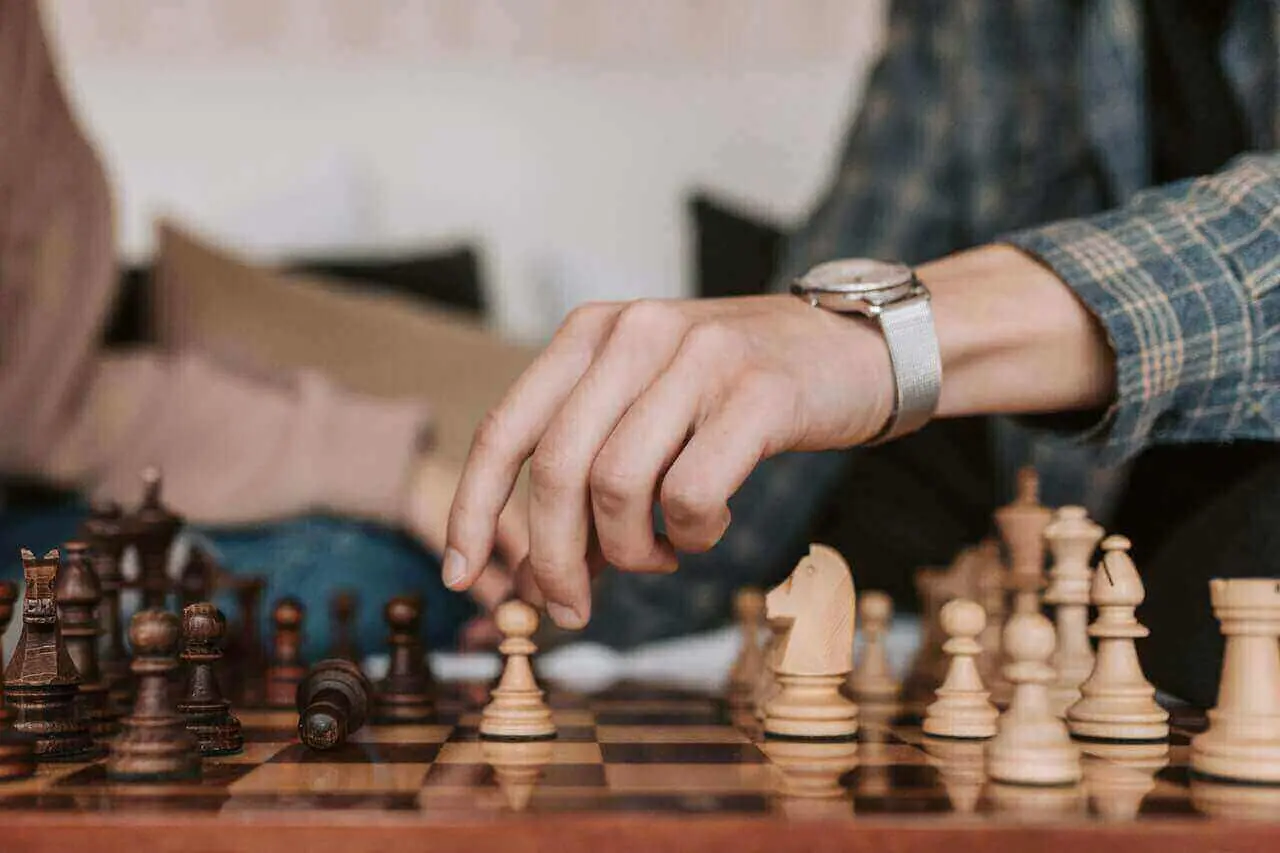 ajedrez juego de mesa - Cómo se juega el ajedrez y cómo se mueven las piezas