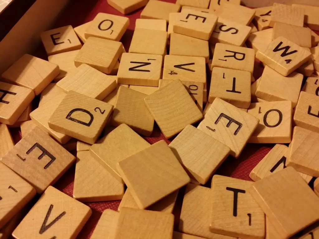 juego armando palabras - Cómo se llama el juego de mesa de armar palabras