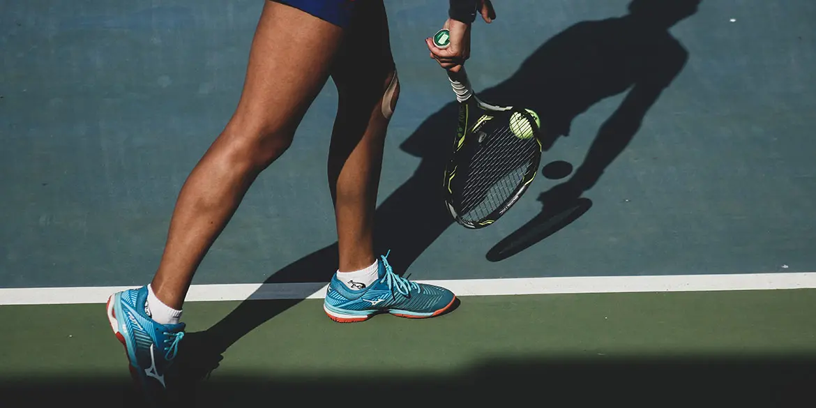 Niños jugando tenis: Beneficios físicos y mentales - Cuáles son los beneficios de jugar tenis niños jugando tenis - Cuáles son los beneficios de jugar tenis