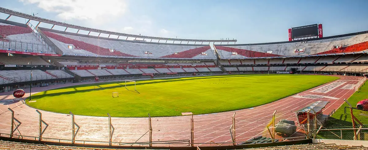 en que estadio juega hoy river plate - Cuánto cuesta la entrada al estadio de River Plate