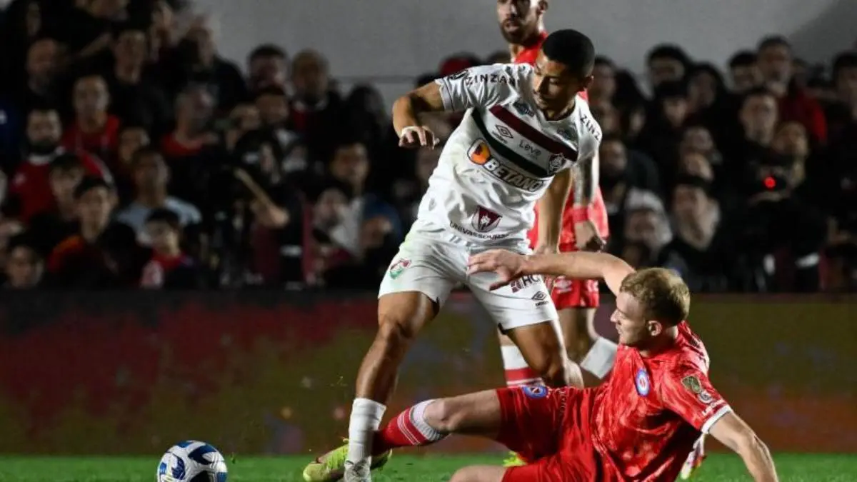 ¿Dónde juega Fabinho? - Cuánto le costó Fabinho al Liverpool donde juega fabinho - Cuánto le costó Fabinho al Liverpool