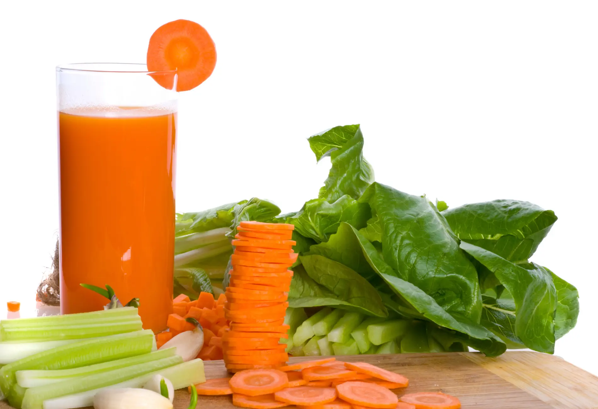 Jugo de zanahoria, espinaca, apio y manzana: Una combinación saludable - Qué beneficios tiene el jugo de apio manzana y espinaca jugo de zanahoria espinaca apio y manzana - Qué beneficios tiene el jugo de apio manzana y espinaca