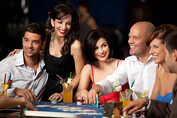 Jugar Blackjack con amigos: una experiencia de diversión y estrategia - Qué es el 21 más 3 en Blackjack jugar blackjack con amigos - Qué es el 21 más 3 en Blackjack
