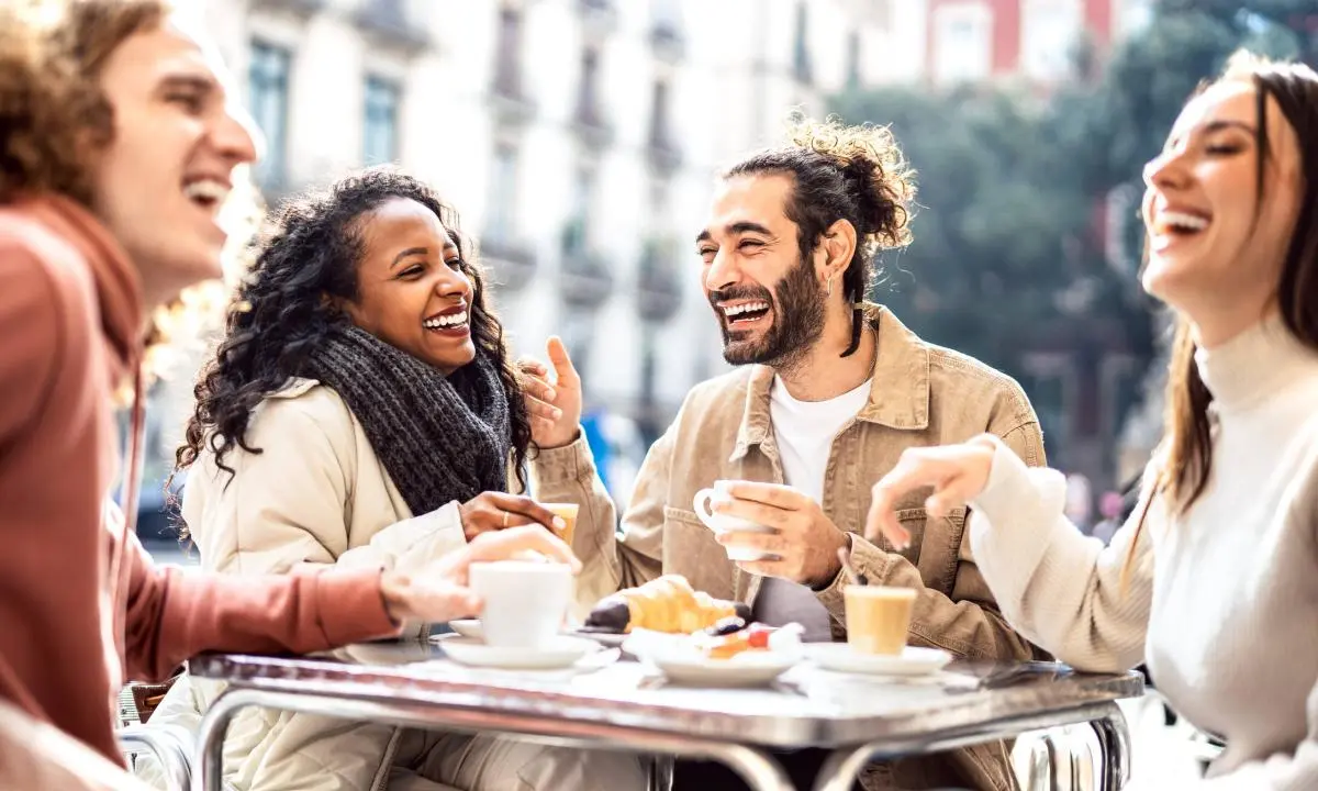 Juegos de Adivinanzas: Entrenando la mente mientras te diviertes - Qué es lo que entra duro y sale suave juegos de adivinanzas - Qué es lo que entra duro y sale suave