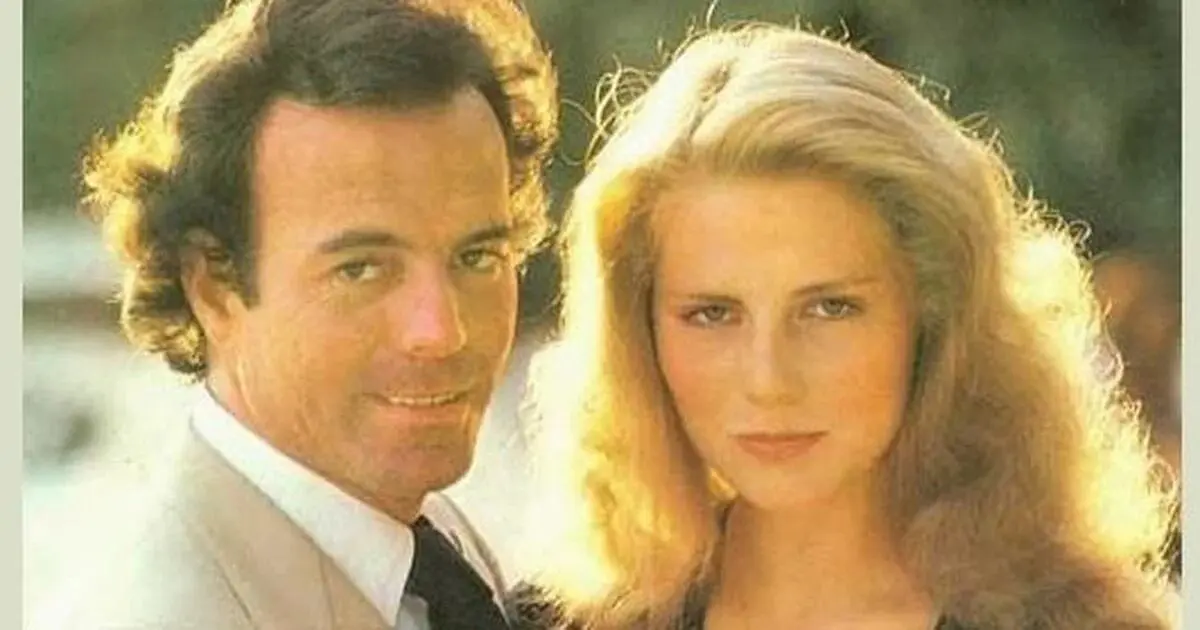 Julio Iglesias Jugando al Fútbol: La Pasión Deportiva Antes de la Fama - Qué hacía Julio Iglesias antes de ser famoso julio iglesias jugando al futbol - Qué hacía Julio Iglesias antes de ser famoso