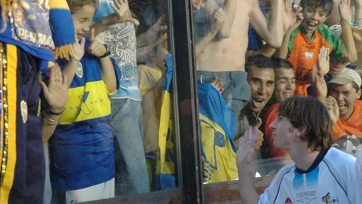 Messi quiere jugar en Boca: La Bombonera y sus elogios - Qué opina Messi de La Bombonera messi quiere jugar en boca - Qué opina Messi de La Bombonera