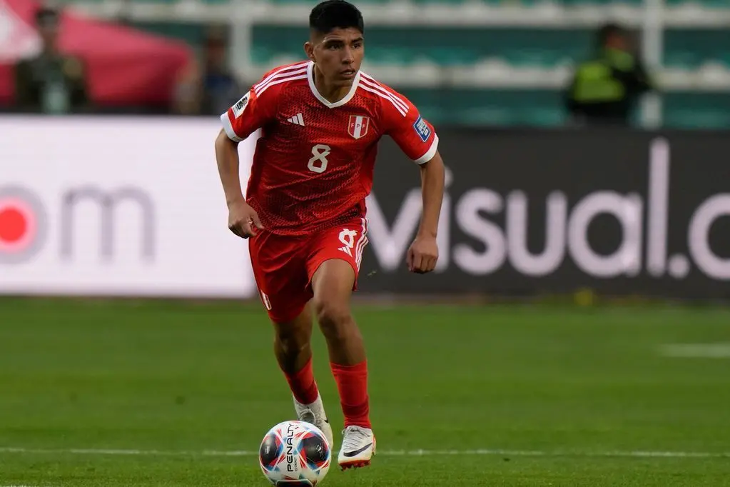¿Dónde juega Gianluca Lapadula? - Quién es el mejor jugador del Perú donde juega gianluca lapadula - Quién es el mejor jugador del Perú