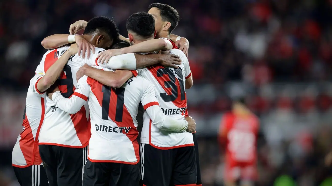 Cuándo juega River contra el Arsenal - Quién ganó River o Arsenal cuando juega river arsenal - Quién ganó River o Arsenal