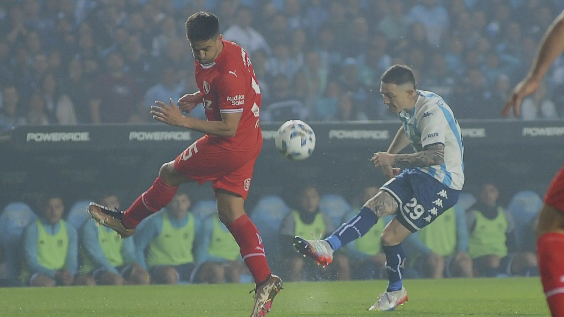 Jugadores que jugaron en Racing e Independiente - Quién tiene más clásicos ganados Independiente o Racing jugadores que jugaron en racing e independiente - Quién tiene más clásicos ganados Independiente o Racing