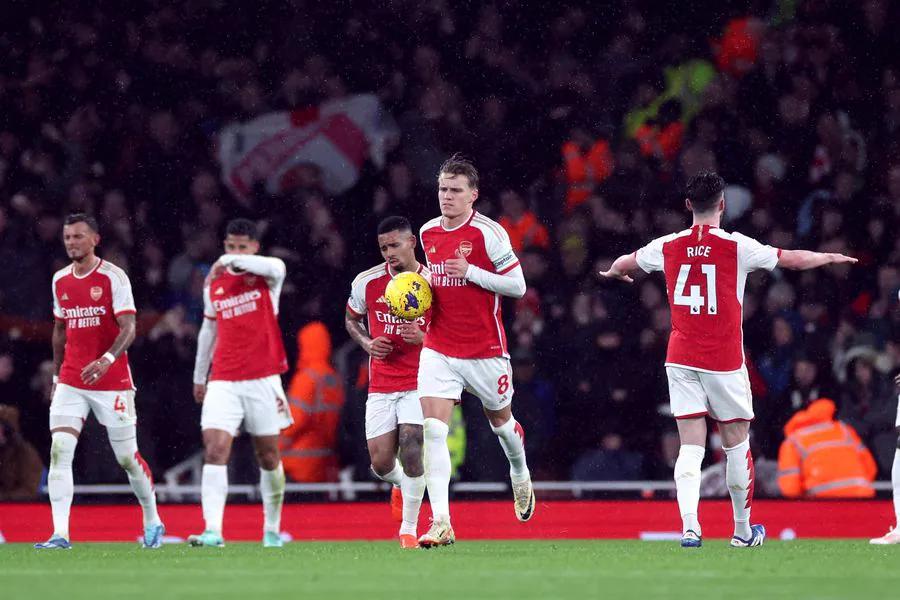 a que hora juega arsenal - Quién transmite el partido del Arsenal